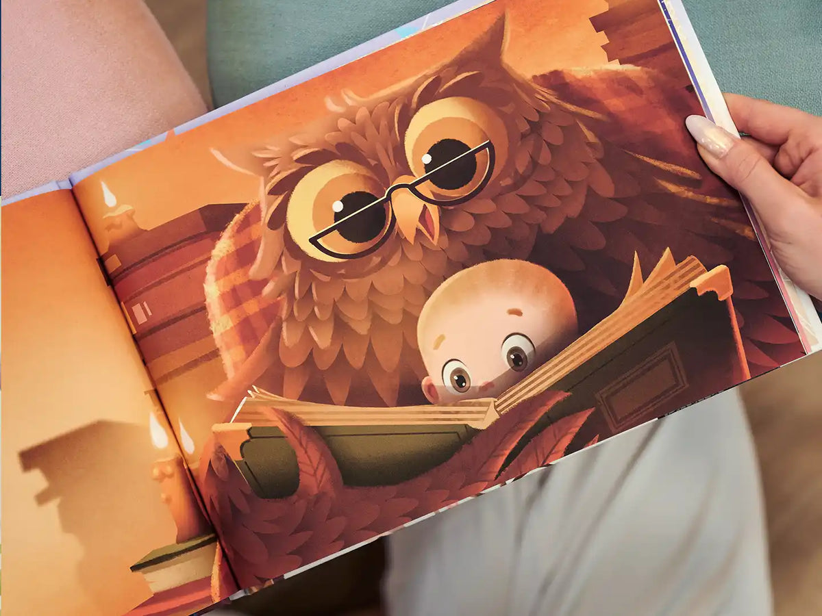 Illustrazione colorata del libro di storie personalizzato sul secondo compleanno del bambino.